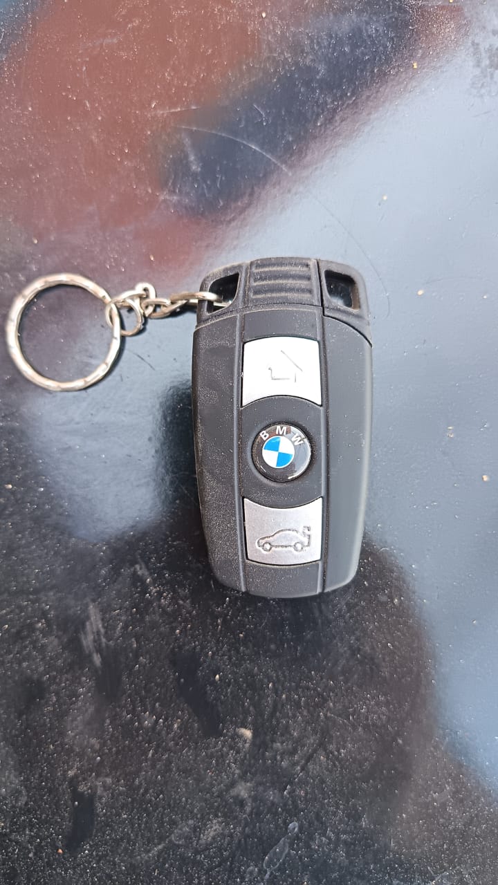 Cerrajería y autopartes Torres