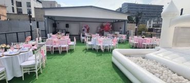 Salon y terrazas fete