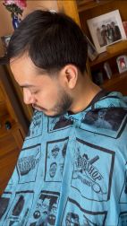 img_AngelBarber4M8JDB_1