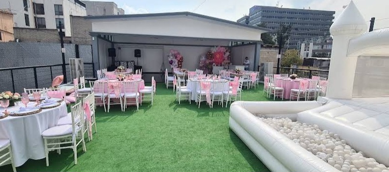 Salon y terrazas fete